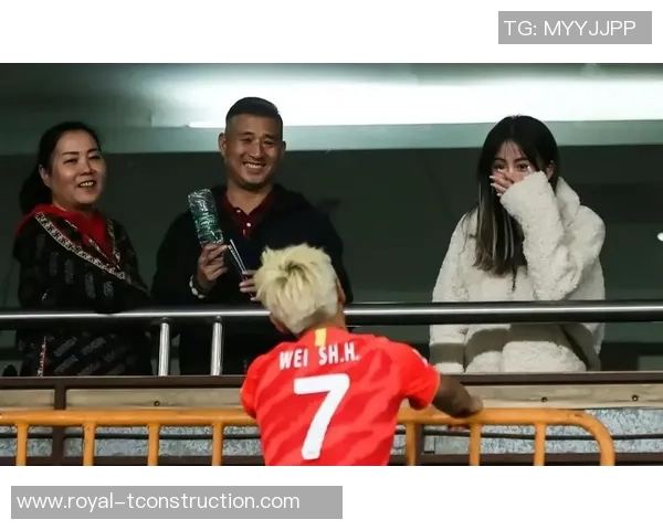 选妃足球明星特效引发的爱情游戏与人生选择的奇妙旅程